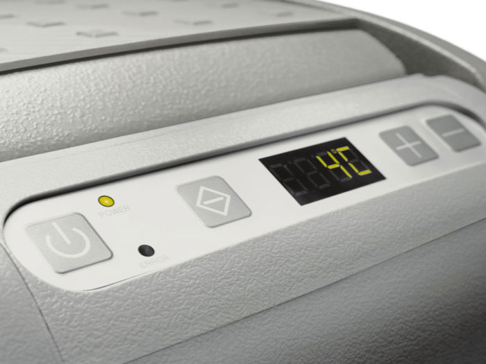 Автохолодильник компрессорный Dometic CF 26
